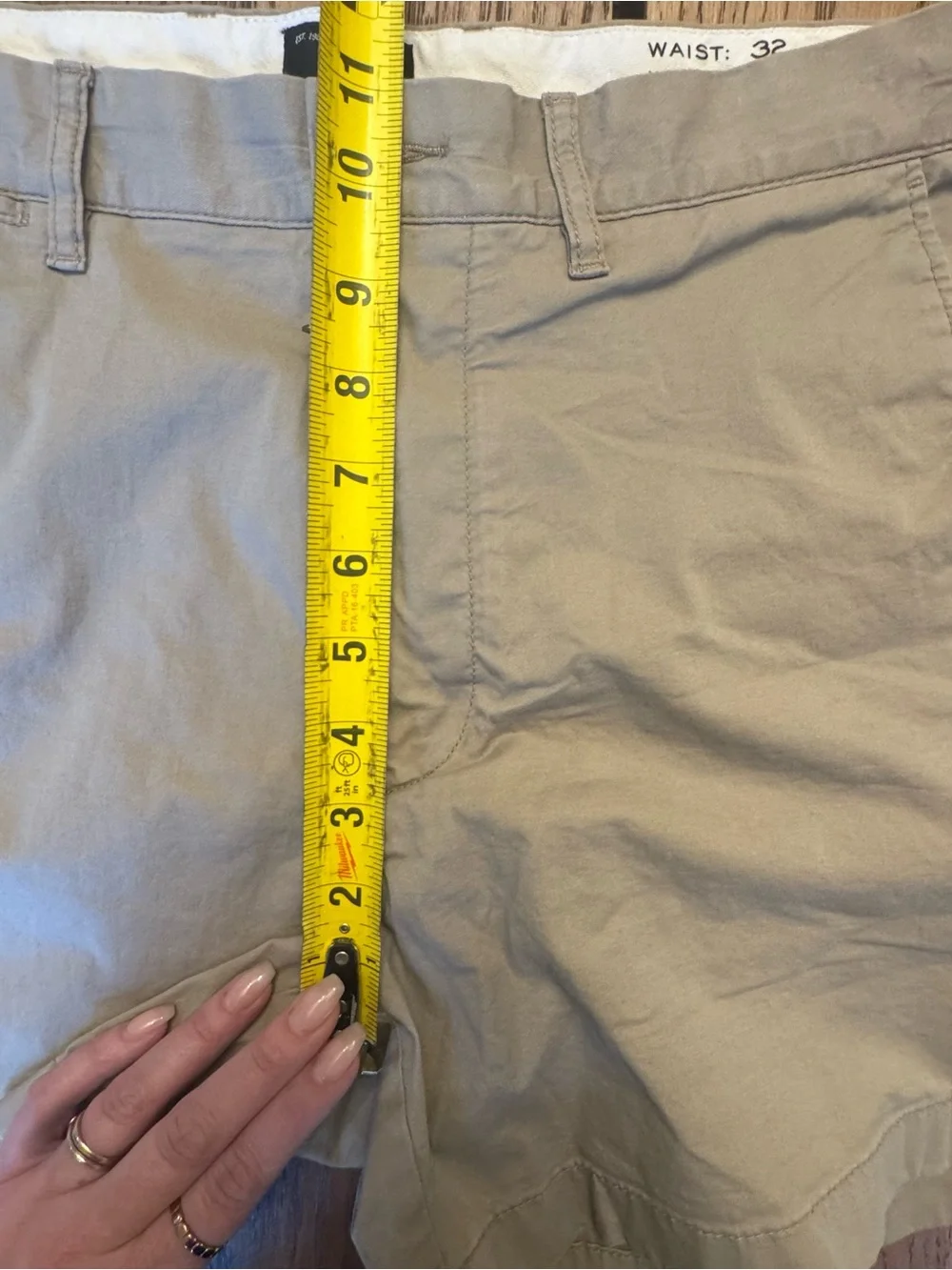 J. Crew Mens Tan Chino 5 inch Flex Bermuda Shorts Preppy Golf Casual 32 Waist